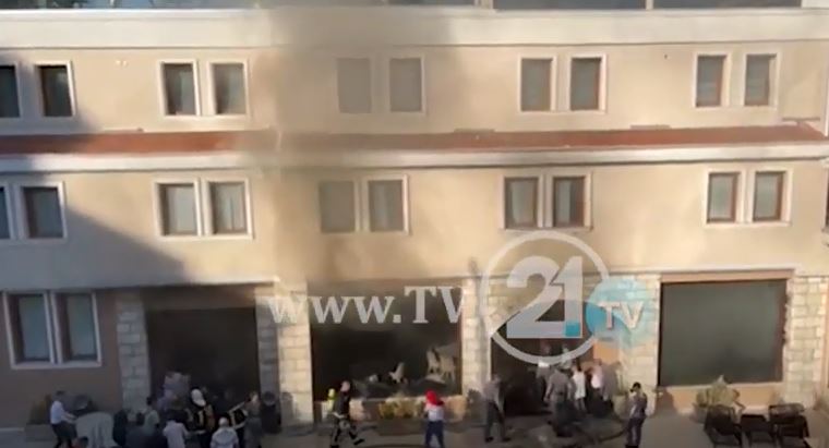 Десетмина се хоспитализирани од пожарот во хотел „Буши“, двајца се потешко повредени