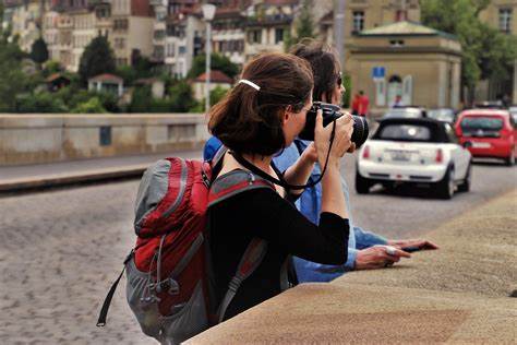 Младите од Македонија можат да аплицираат за бесплатни билети за патување низ Европа